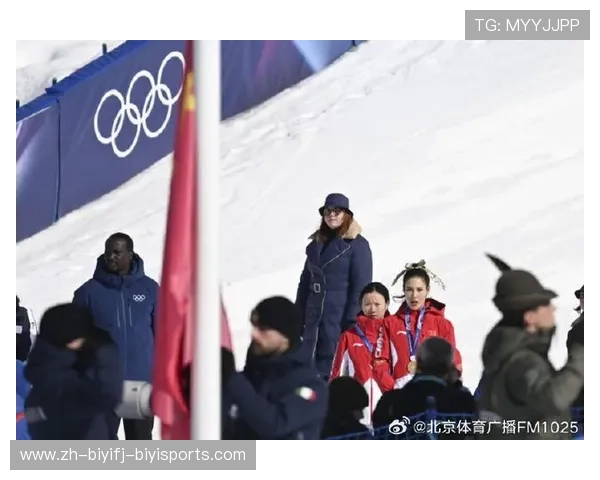 李方慧米兰摘银普通中国家庭的荣耀时刻在赛场看台绽放